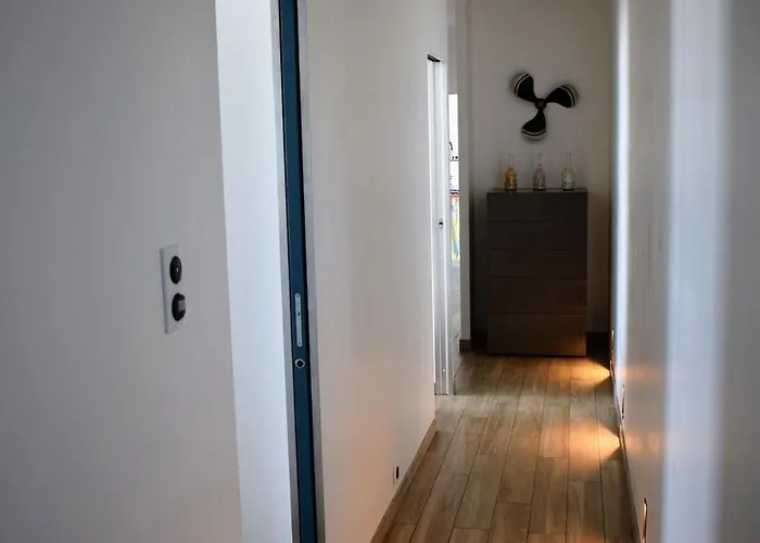 Le Bain Des Dames بارنفيل-كارتريت