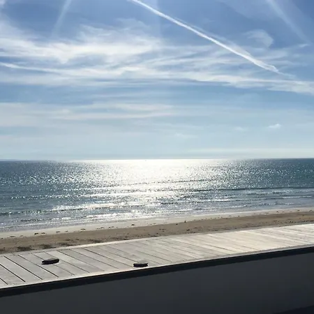 Le Bain Des Dames * Barneville-Carteret